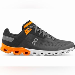 ON Cloudflow NEW. Size 12. Men’s. Black / Turmeric (Orange) New